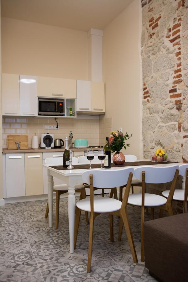 Zora Apartman Eger Exterior photo
