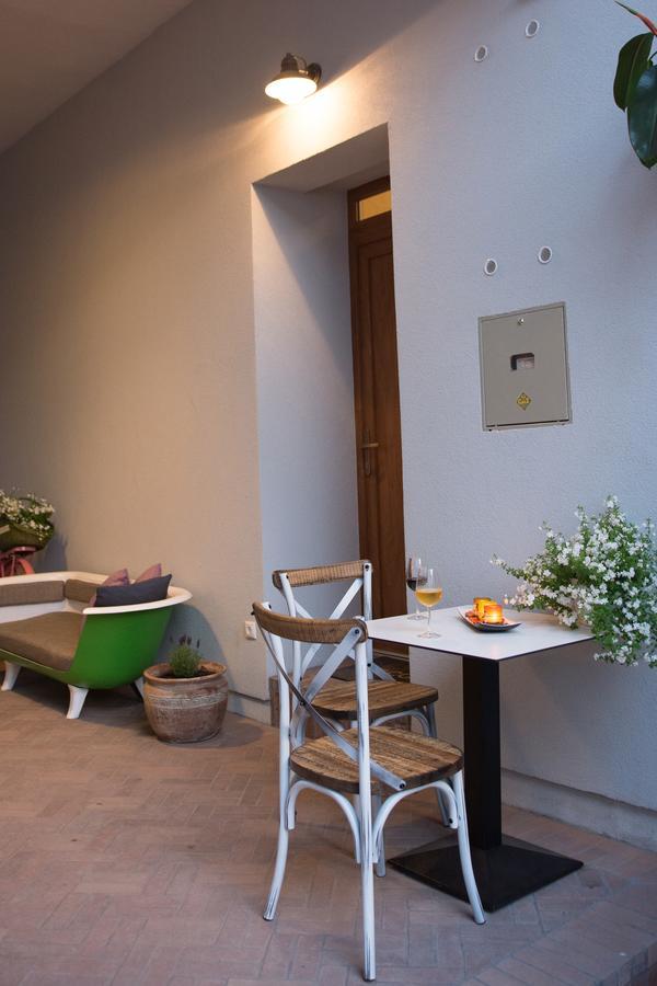 Zora Apartman Eger Exterior photo